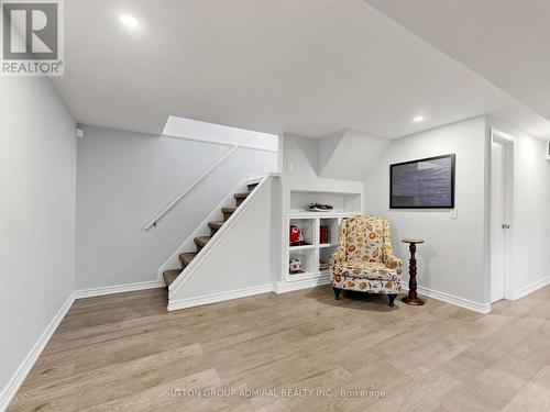 1864 Hindhead Road, Mississauga, ON 