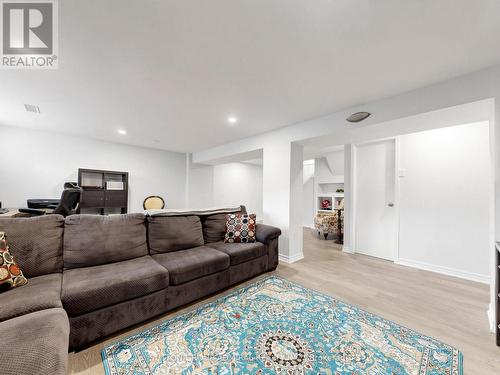 1864 Hindhead Road, Mississauga, ON 
