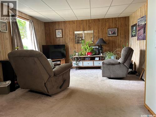 829 King Street, Estevan, SK 