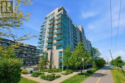 911 - 1600 CHARLES STREET Whitby (Port Whitby), ON L1N 0G4