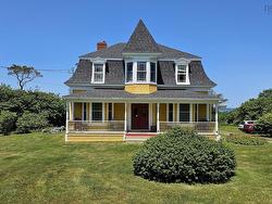 7213 Highway 101 Plympton, NS B0W 2R0
