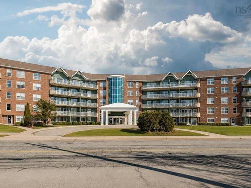 405 429 Parkland Drive  Halifax, NS B3S 1L3