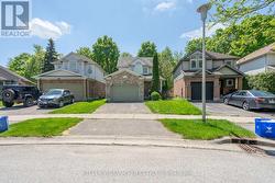 235 ROSSMORE COURT London South (South P), ON N6C 6B7