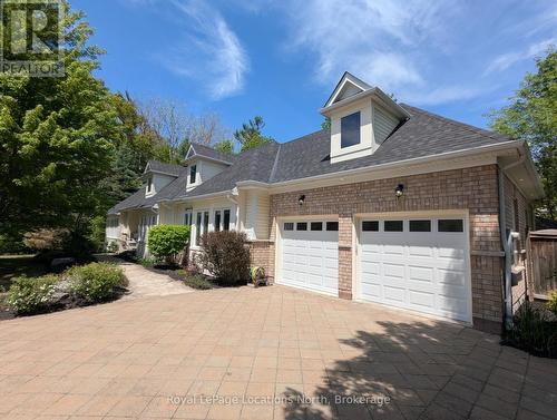 5 CHRISTY DRIVE  Wasaga Beach, ON L9Z 1C8