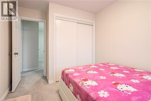 Bedroom featuring light-colored walls and grey carpet flooring - 7 Sirente Drive Unit# 11, Hamilton, ON - Indoor Photo Showing Bedroom