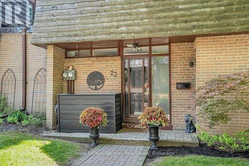 23 Raintree Path, Toronto, ON 