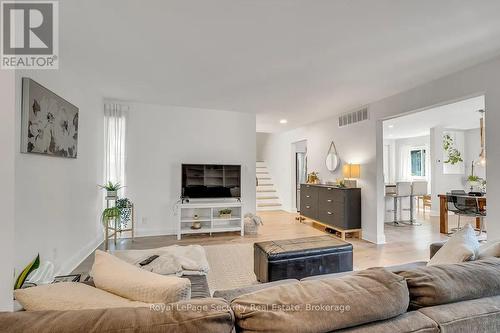 23 Raintree Path, Toronto, ON 