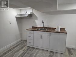 15 OTTAWA STREET S Hamilton, ON L8K 2C9