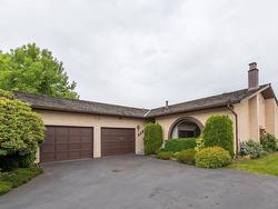 8064 IVY COURT Mission, BC V2V 5Z1