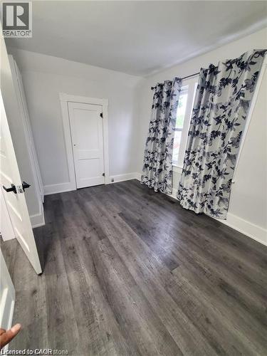 Bedrooom - 94 Brook Street, Simcoe, ON - Indoor Photo Showing Other Room