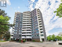 1405 - 150 NEPTUNE DRIVE Toronto, ON M6A 2Y9