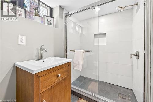 22 Connaught Avenue S, Hamilton, ON 