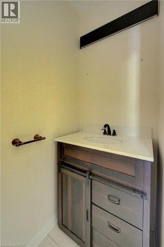 180 Arthur Fach Drive, Cambridge, ON 