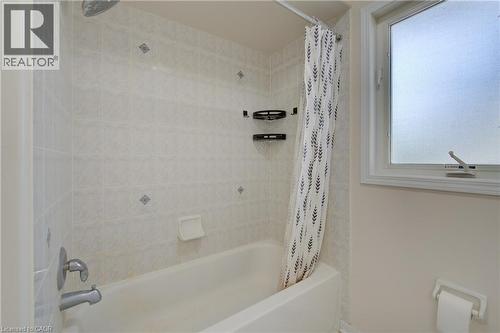 180 Arthur Fach Drive, Cambridge, ON 