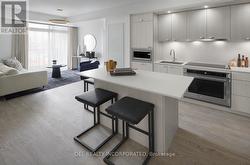 327 - 858 DUPONT STREET  Toronto, ON M6G 0C1