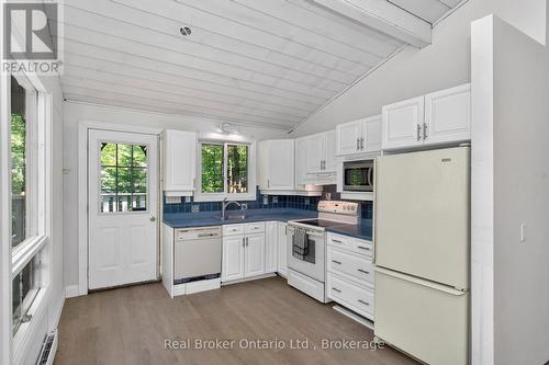 208 Desroches Trail, Tiny, ON 