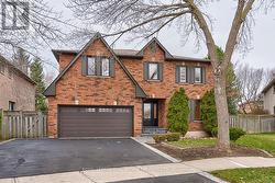 333 CALLAGHAN CRESCENT Oakville, ON L6H 5H7
