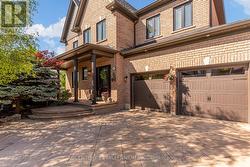 38 HILLSON COURT Brampton, ON L6P 1C4