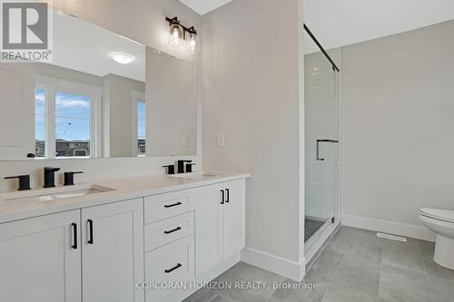 24 Moon Crescent, Cambridge, ON 