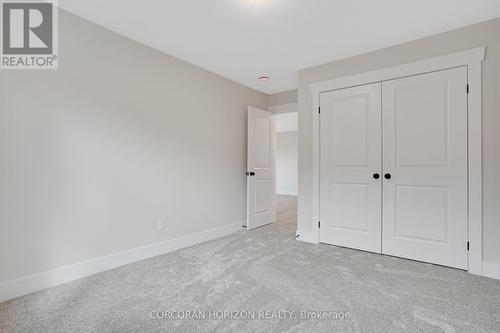 24 Moon Crescent, Cambridge, ON 
