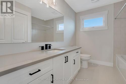 24 Moon Crescent, Cambridge, ON 
