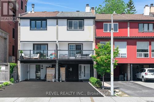 327 ST ANDREW STREET  Ottawa, ON K1N 5G9