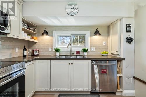Stainless appliances - 5 Meharg Drive, Mckellar, ON 