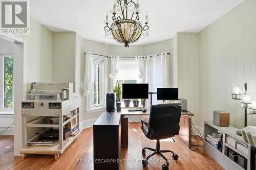 101 Victoria Avenue S, Hamilton, ON 
