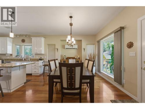 2642 Golf View Place, Blind Bay, BC - Indoor Photo Showing Other Room
