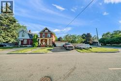 118 HEWAT Street  Cambridge, ON N3H 4H1