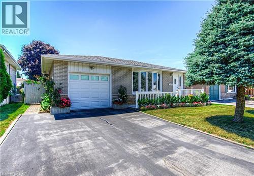 1227 VALENTINE Drive  Cambridge, ON N3H 2P1