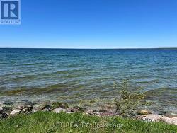 Beach area Lake Simcoe - 