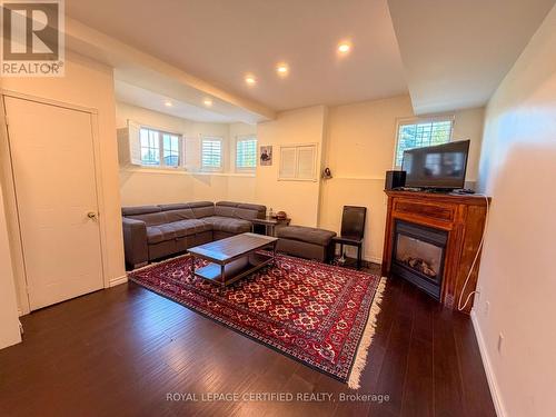 7349 Zinnia Place, Mississauga, ON 