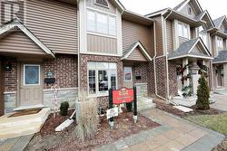 48 - 2635 BATEMAN TRAIL London South (South W), ON N6L 0B1