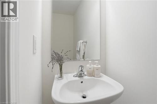242 Waterbrook Lane, Kitchener, ON 