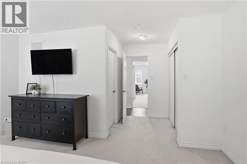 242 Waterbrook Lane, Kitchener, ON 