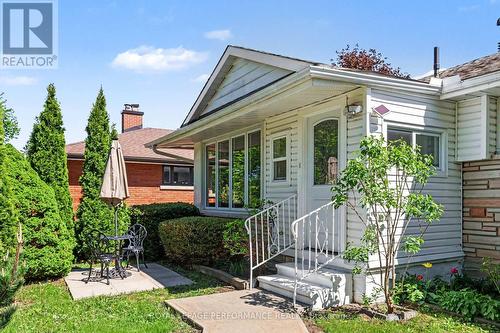788 Dickens Avenue, Ottawa, ON 