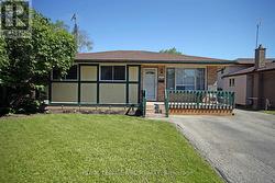 8025 THORTON STREET Niagara Falls (Ascot), ON L2H 2C2