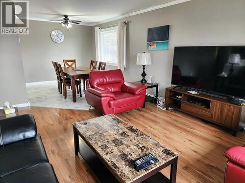 633 Yates Crescent, Faro, YT 