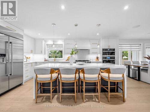 30 Kellythorne Drive, Toronto, ON 