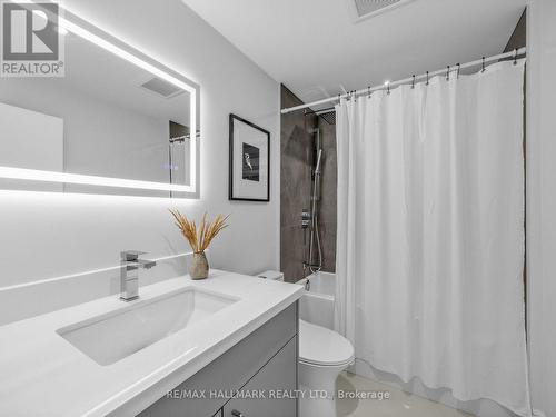 30 Kellythorne Drive, Toronto, ON 