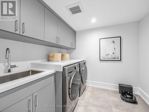 30 Kellythorne Drive, Toronto, ON 