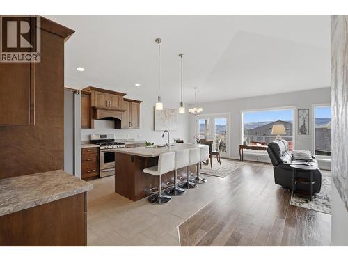 2104 Doubletree Crescent, Kamloops, BC 