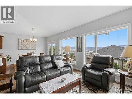2104 Doubletree Crescent, Kamloops, BC 