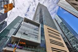 3105 - 80 JOHN STREET Toronto, ON M5V 1J2