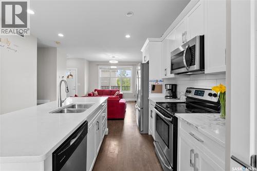 676 Meadows Boulevard, Saskatoon, SK 