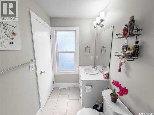 676 Meadows Boulevard, Saskatoon, SK 