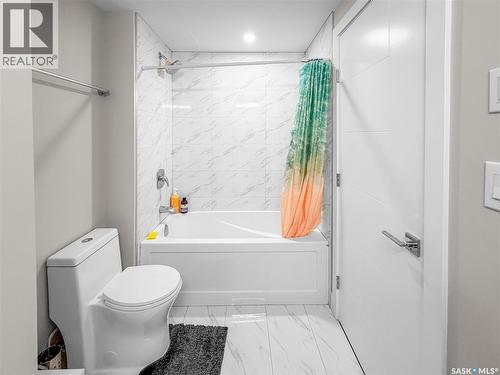 676 Meadows Boulevard, Saskatoon, SK 