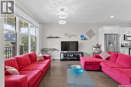 676 Meadows Boulevard, Saskatoon, SK 