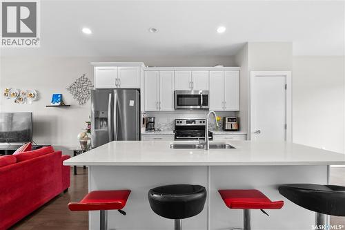 676 Meadows Boulevard, Saskatoon, SK 